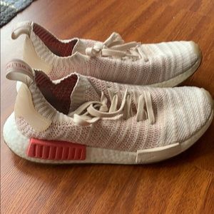 Size 10 preowned MND Adidas